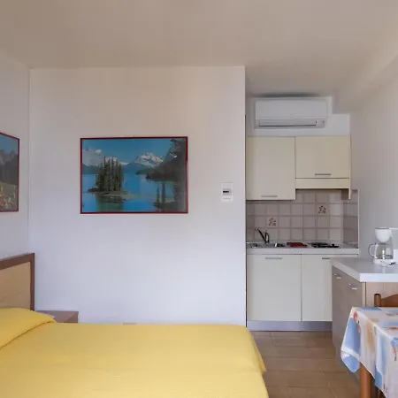 Διαμέρισμα Locazione Turistica Casa Maria-5 By Interhome