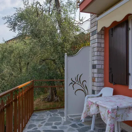 Locazione Turistica Casa Maria-5 By Interhome